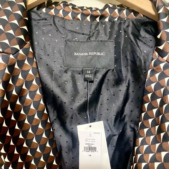 Long + Lean Blazer - Picture 4 of 6